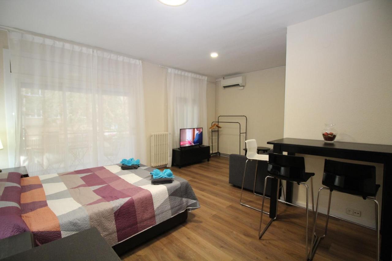 Londres habitaciones Barcelona Exterior foto